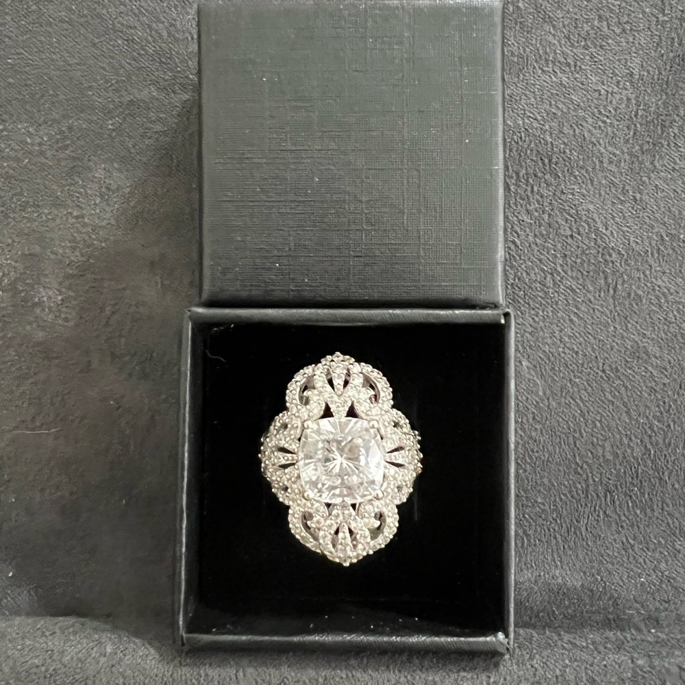 Sterling silver ring. Size 9 - Picture 6 of 7